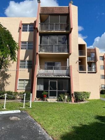 Ramblewood, 13707 Kendale Lakes Cir #207, Kendale Lakes, Florida 33183, image 1