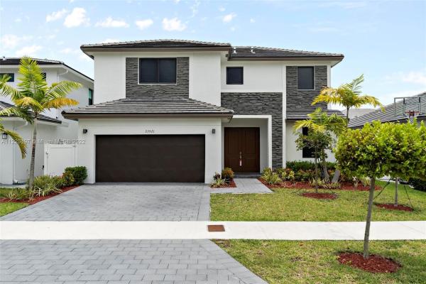 The Landings, 23521 SW 107th Pl, Princeton, Florida 33032, image 1