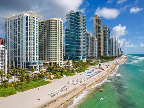 DoubleTree By Hilton Ocean Point Resort & Spa, 17375 Collins Ave #1808, Sunny Isles Beach, Florida 33160, image 1