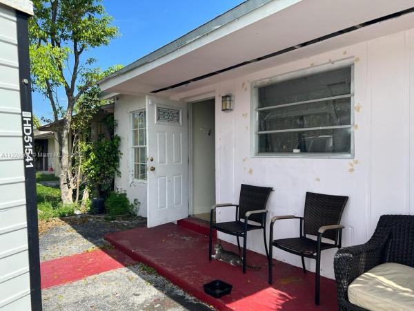 Leslie Estates, 3001 NW 194th St #3001, Miami Gardens, Florida 33056, image 2