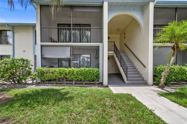 The Palm Club, 1104 Green Pine Blvd #E2, West Palm Beach, Florida 33409, image 2