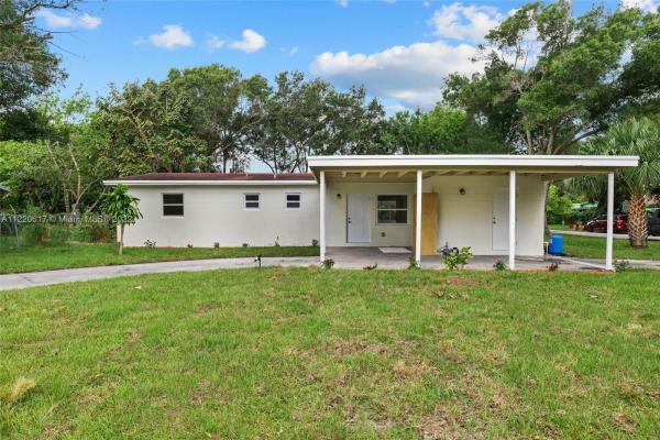 Wilbuwe, 111 N 39th St, Fort Pierce, Florida 34947, image 1