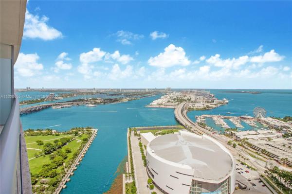 MarinaBlue, 888 Biscayne Blvd #4604, Miami, Florida 33132, image 2