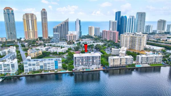 Bay Country Club, 17720 N Bay Rd #10D, Sunny Isles Beach, Florida 33160, image 1