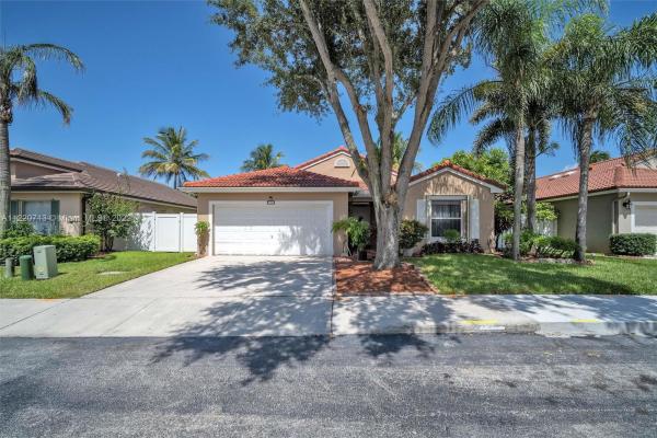 The Island At Spring Valley, 295 NW 165th Ave, Pembroke Pines, Florida 33028, image 1