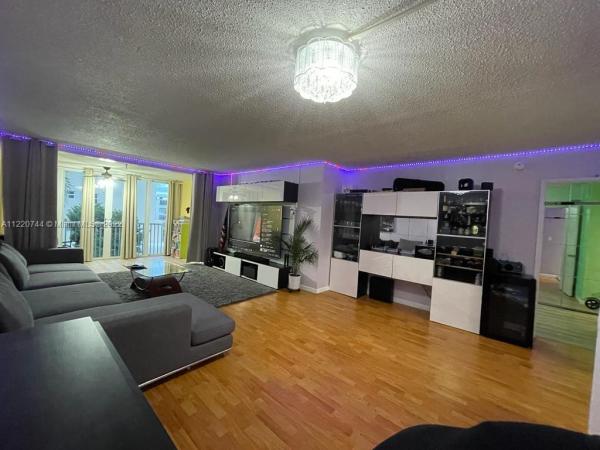 Bamboo Gardens, 1690 NE 191st St #303-1, Ojus, Florida 33179, image 1