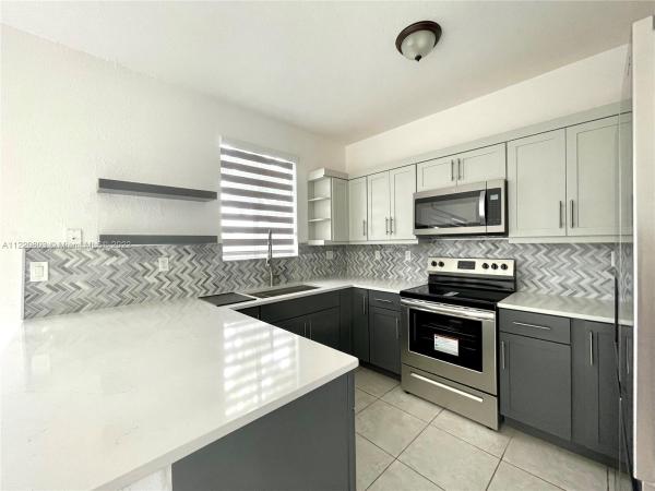 Shoma Townhomes At Keys Cove, 2603 SE 14th Ave, Homestead, Florida 33035, image 2