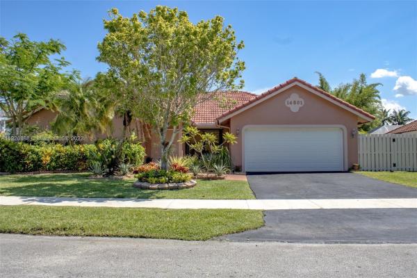 Shenandoah, 14501 Hickory Ct, Davie, Florida 33325, image 2
