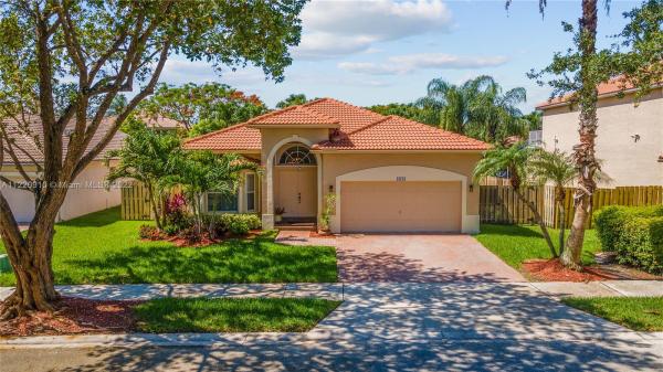 Sapphire Isle, 16716 Sapphire Spgs, Weston, Florida 33331, image 1