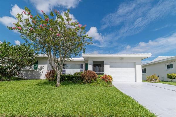 Faircrest 14, 7203 NW 68th Ave, Tamarac, Florida 33321, image 1