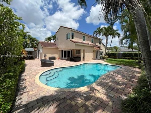 Poinciana At Kendall, 11710 SW 94th St, Kendall, Florida 33186, image 1