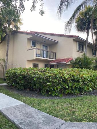Kendall Lakes East Patio Homes, 6256 SW 136th Ct #E111, Kendale Lakes, Florida 33183, image 1