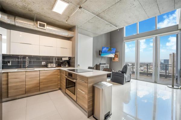 Neo Vertika, 690 SW 1st Ct #PHI13, Miami, Florida 33130, image 2