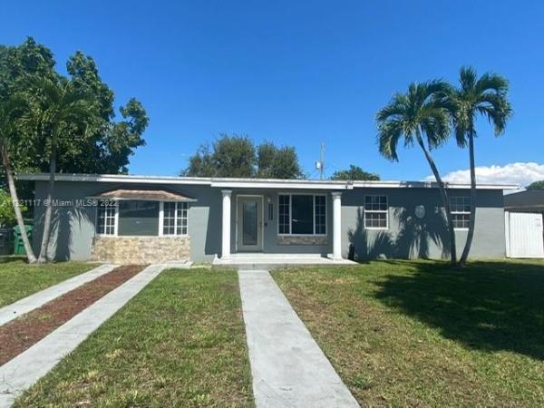 Westwood Lakes Residential, 10935 SW 41st St, Westwood Lakes, Florida 33165, image 2