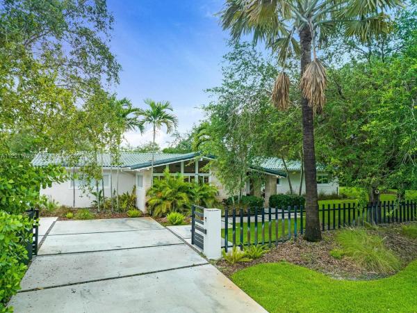 Rock Lake, 6701 SW 128th St, Pinecrest, Florida 33156, image 1