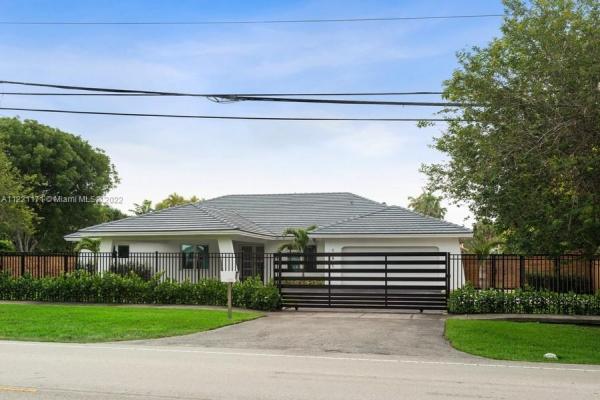 Pampa Estates, 10651 SW 77th Ave, Pinecrest, Florida 33156, image 2