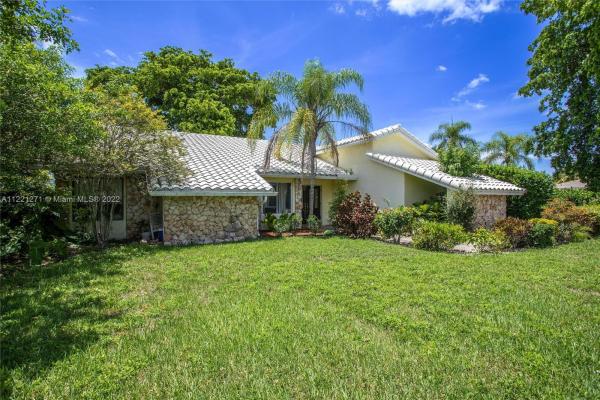 Winding Lakes 1 At Loggers Run, 22267 Solitude Dr, Boca Raton, Florida 33428, image 1