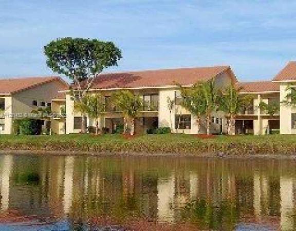 Palm Beach Grande, 1482 Lake Crystal Dr #B, West Palm Beach, Florida 33411, image 1