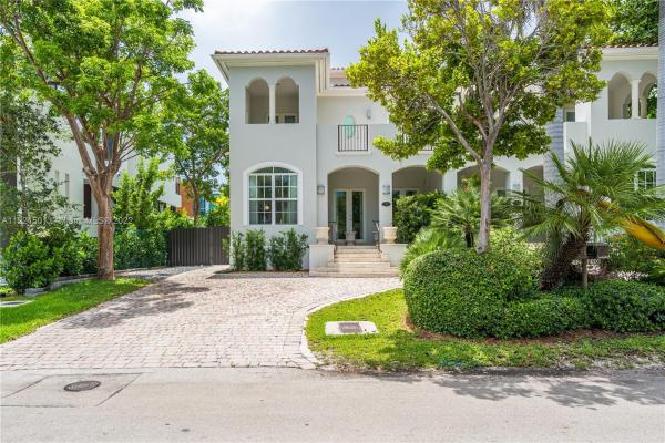 Fernwood Homes, 290 Fernwood Rd #1, Key Biscayne, Florida 33149, image 1