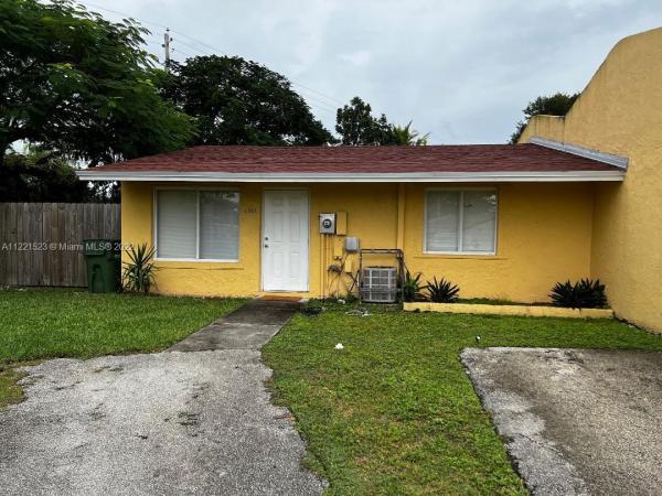 Esplanade, 1581 Kia Dr #., Homestead, Florida 33033, image 1
