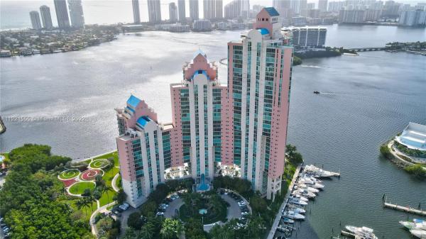 Hidden Bay, 3370 NE 190th St #2407, Aventura, Florida 33180, image 2
