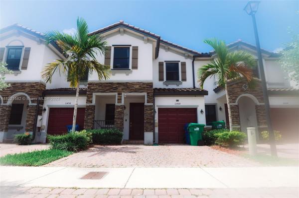 Artesa At Coco Palm Estates, 11460 SW 251st St #11460, Princeton, Florida 33032, image 2