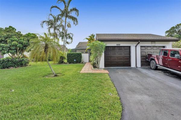 Wedgewood, 6328 Wedgewood Ter #D9, Tamarac, Florida 33321, image 1