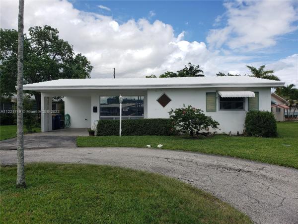 Sheridan Lakes Houses, 3201 Abbott Ln, Hollywood, Florida 33021, image 1
