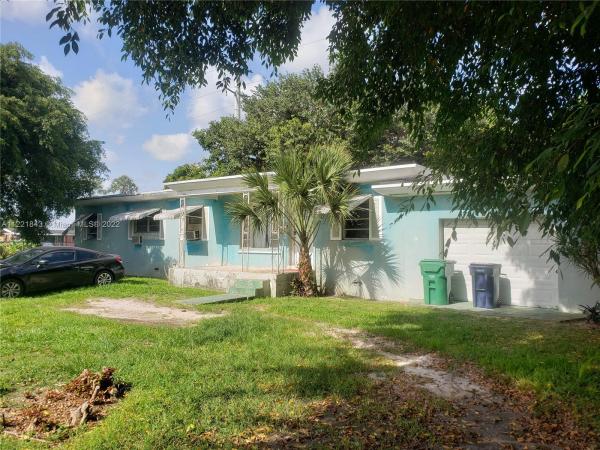 Coral Reef Center, 15001 SW 106th Ave, Richmond Heights, Florida 33176, image 1