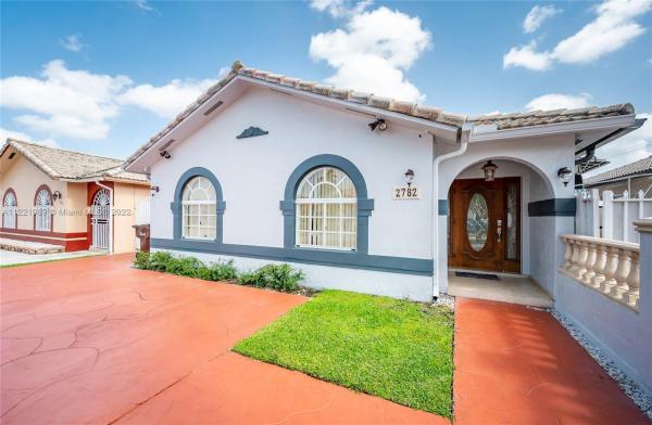 West Palm Gardens, 2782 W 69th Ter, Hialeah, Florida 33016, image 1