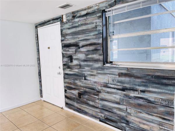 399 NW 72nd Ave #105, Unincorporated Dade County, Florida 33126, image 2