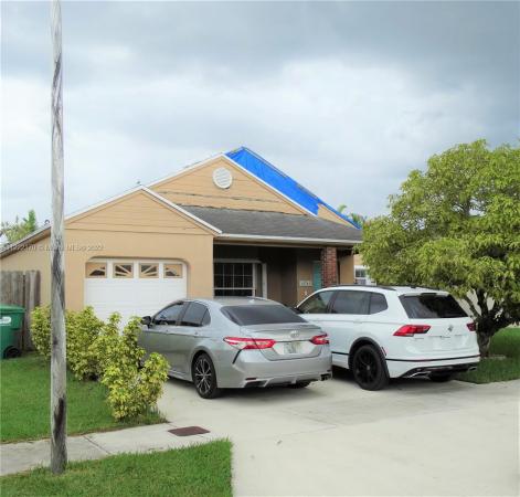 American Homes, 14361 SW 155th Ter, Richmond West, Florida 33177, image 2