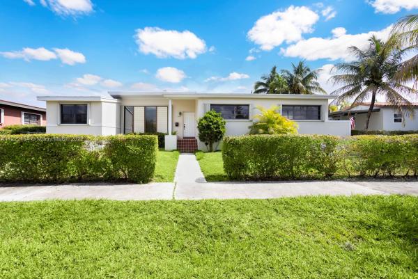 Coral Way Village, 8461 SW 32nd Ter, Westchester, Florida 33155, image 2