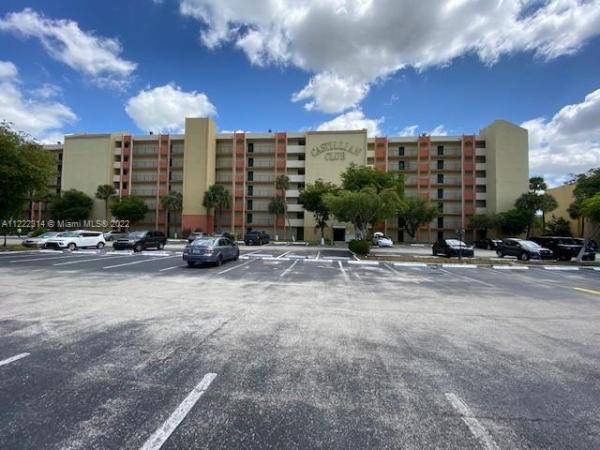 Castillian Club, 9455 W Flagler St #C107, Fountainebleau, Florida 33174, image 1