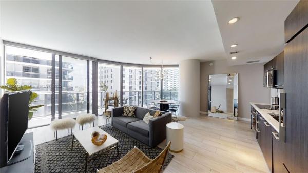 Brickell Heights East, 45 SW 9th St #1208, Miami, Florida 33130, image 2