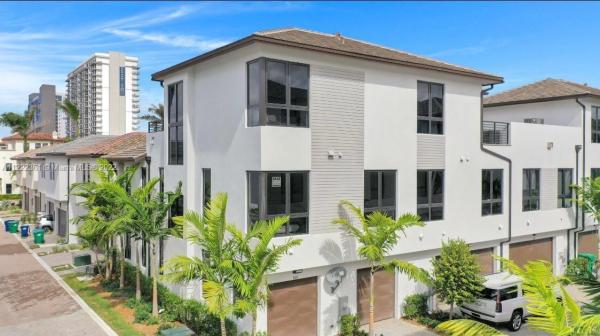8461 NW 47 Ter #, Doral, Florida 33166, image 2