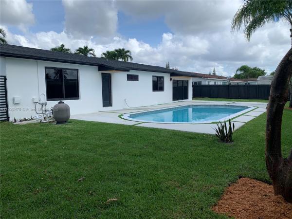 Kendale, 9801 SW 106th Ct, Kendall, Florida 33176, image 2