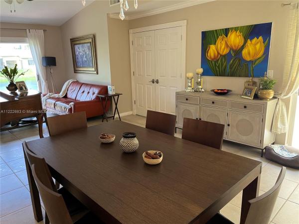Village At Lake Pine, 803 SW 119th Way, Davie, Florida 33325, image 2