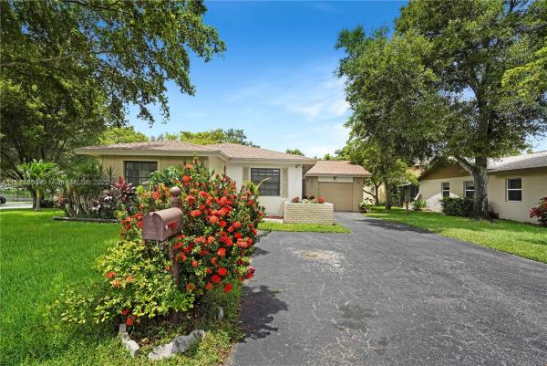 Nova Village, 2227 Nova Village Dr, Davie, Florida 33317, image 1