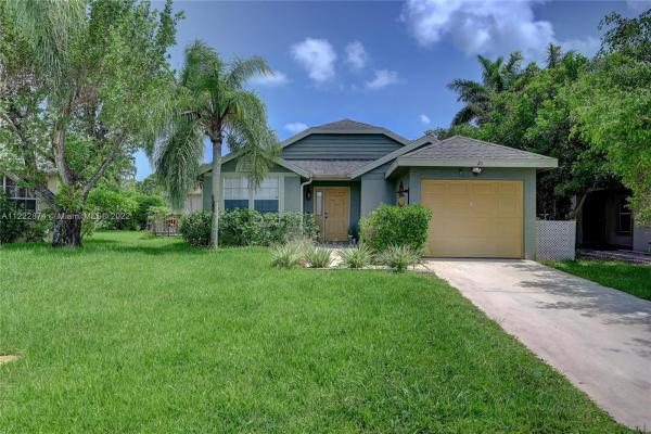 Lakeshore At The Meadows, 21 Misty Meadow Dr, Boynton Beach, Florida 33436, image 1