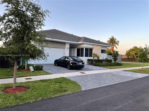 Venetian Parc, Richmond West, Florida 33187, image 2