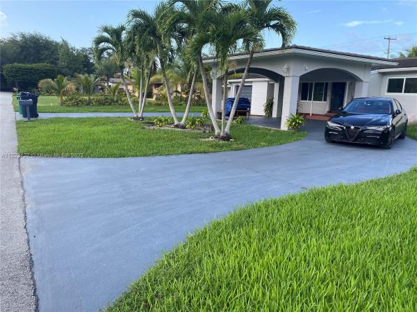 Kendall Estates, 11345 SW 109th Ave, Kendall, Florida 33176, image 1