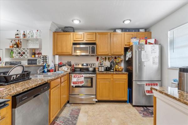 Gateland Village, 3777 NW 78th Ave #15G, Davie, Florida 33024, image 2