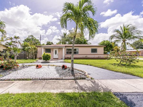 Boulevard Heights, 201 N 68th Ter, Hollywood, Florida 33024, image 2