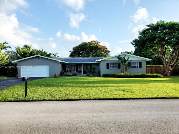 Pine Shore, 10721 SW 124th St, Kendall, Florida 33176, image 2