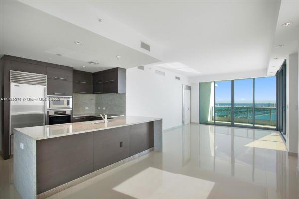 900 Biscayne Bay, 900 Biscayne Blvd #5101, Miami, Florida 33132, image 2