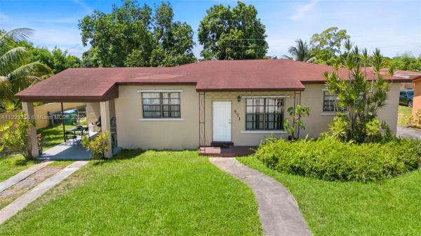 Miami Modern Manors, 571 NW 183rd St, Miami Gardens, Florida 33169, image 1