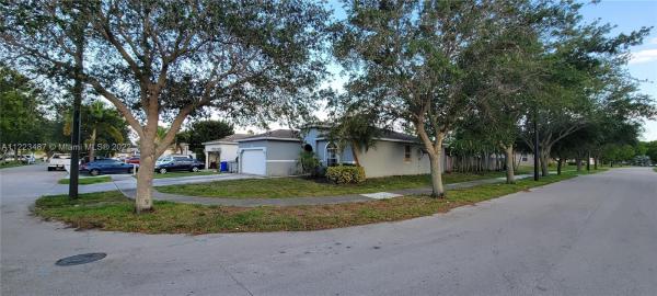 Canal Pointe, 790 NW 16th Pl, Pompano Beach, Florida 33060, image 1