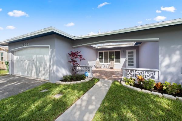 Rainbow Lakes, 2021 NW 93rd Ave, Pembroke Pines, Florida 33024, image 1