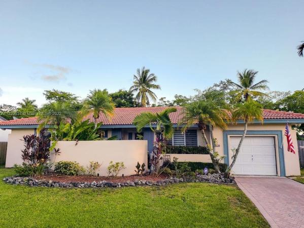 Old Cutler Common, 9750 SW 215th Ln, Cutler Bay, Florida 33189, image 1